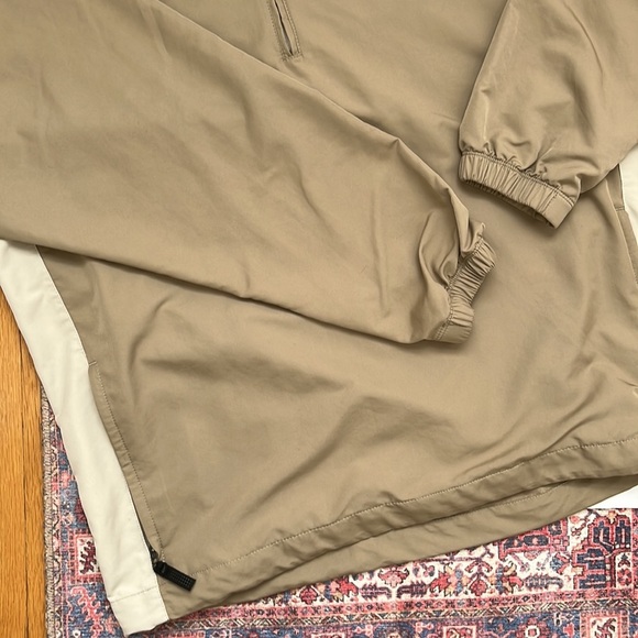 Nike Half Zip Golf Pullover Lightweight Jacket Dual shade tan with pockets - Picture 7 of 7
